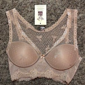 Tan/beige bra-let NEVER WORN TAG STILL ON